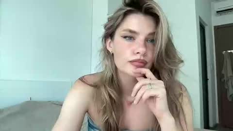 haley_rune online show from November 2025 05:07:02 AM