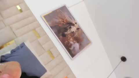 Halie  online show from November 2025 01:39:02 AM