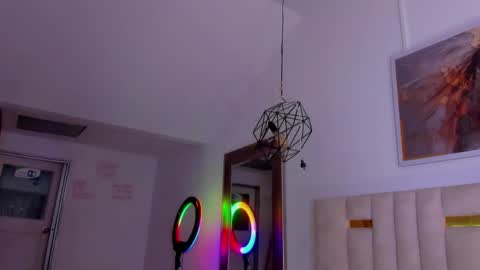 Halie  online show from May 2026 01:21:01 AM
