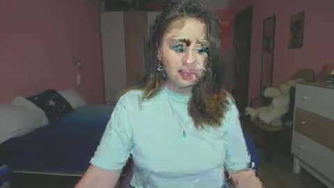 Snapshot of halleyg chatting on November 2025 11:54:01 AM Ann online show from November 2025 11:54:01 AM