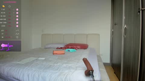 insta Laupalacio777Next stream 01th December online show from October 2025 09:17:02 PM