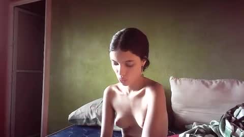 Snapshot of hambercrrist chatting on January 2025 08:46:02 PM hambercrist online show from January 2025 08:46:02 PM