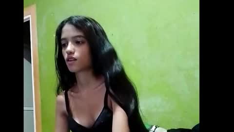 Snapshot of hambercrrist chatting on March 2025 01:12:01 AM hambercrist online show from March 2025 01:12:01 AM