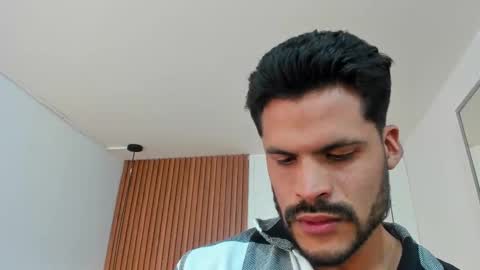 Hamilton online show from October 2025 03:28:01 AM