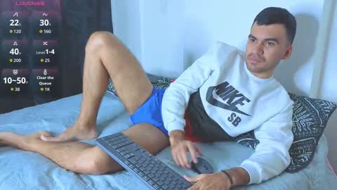 hamiltong12 online show from February 2026 02:53:02 PM