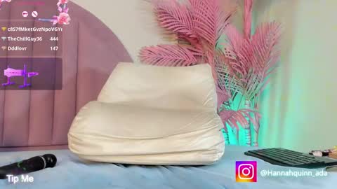 hanaahquinn online show from April 2026 05:30:01 PM