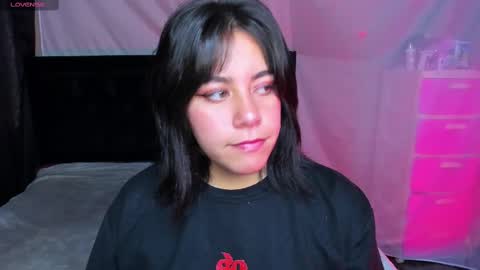 Hanah Montana Independent model online show from February 2025 01:55:01 PM