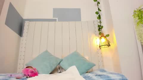 hanah_gray online show from September 2025 11:10:01 AM