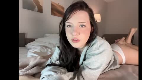 hanahwoods online show from May 2026 02:31:02 AM