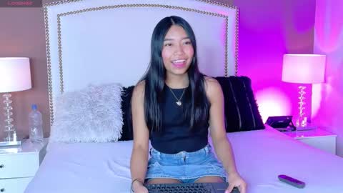 Snapshot of hanaluna chatting on February 2026 12:57:02 PM Hanna online show from February 2026 12:57:02 PM