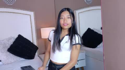 Hanna online show from April 2026 02:11:02 PM