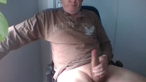 hand_ball_32 online show from July 2026 10:56:02 PM