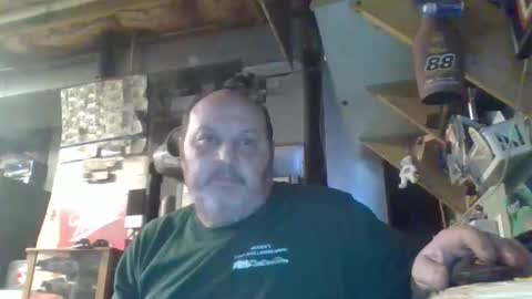 Snapshot of handiemanhere chatting on March 2026 05:00:02 AM naked man online show from March 2026 05:00:02 AM
