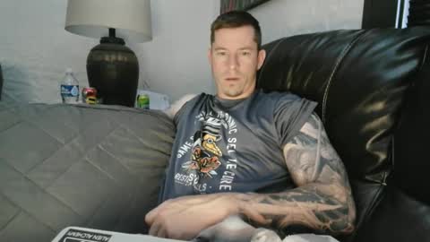 Snapshot of handofmeat11 chatting on January 2025 01:47:02 PM Hand of meat online show from January 2025 01:47:02 PM