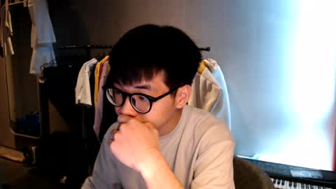 Snapshot of handsome_mannn chatting on July 2026 02:19:01 PM handsome_mannn online show from July 2026 02:19:01 PM