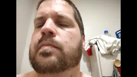 handsomedaddy198923 online show from October 2025 08:04:01 PM