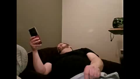 Handsomedaddy198923 online show from April 2026 04:40:01 AM