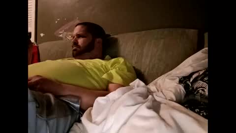 Handsomedaddy198923 online show from May 2026 07:15:02 AM