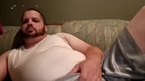 Snapshot of handsomedaddy198924 chatting on June 2026 07:02:01 AM Handsomedaddy198923 online show from June 2026 07:02:01 AM