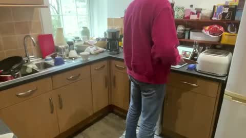 handz2 online show from February 2025 09:49:01 AM