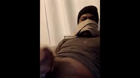 Snapshot of hank0009 chatting on January 2026 07:33:02 AM hank0009 online show from January 2026 07:33:02 AM