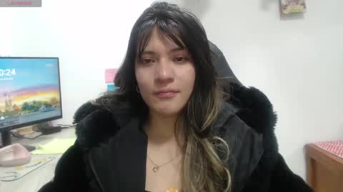 Hanna  online show from May 2026 03:24:02 AM