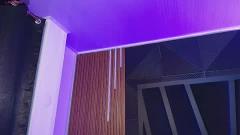 HANNA BECKER online show from February 2026 11:28:02 AM