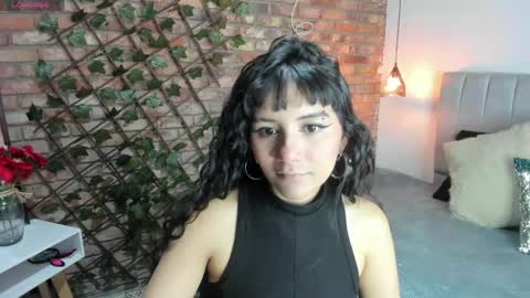 Hanna clark online show from April 2026 12:21:02 PM