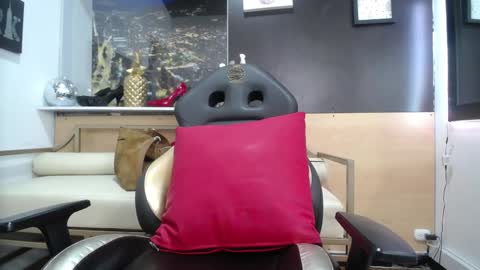 Snapshot of hanna_lamber chatting on February 2025 05:52:01 AM hanna_lamber online show from February 2025 05:52:01 AM