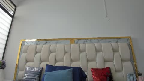 Hanna lens online show from April 2026 07:18:02 PM