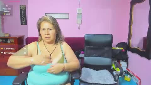 Hanna online show from November 2025 01:52:02 AM
