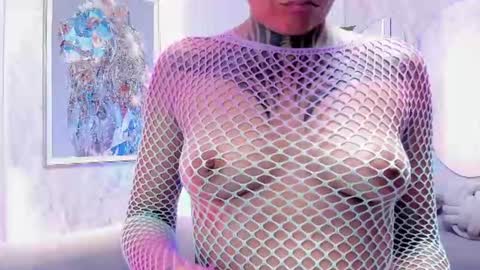 Snapshot of hanna_slut chatting on June 2026 02:05:01 AM EVA online show from June 2026 02:05:01 AM