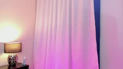 hanna_vell11 online show from April 2026 01:56:02 AM