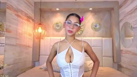 hanna_vic online show from April 2026 09:38:01 PM