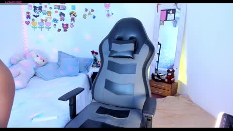 Snapshot of hanna_weist1 chatting on January 2025 06:01:02 AM Akane Tendo online show from January 2025 06:01:02 AM