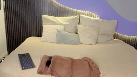 Snapshot of hanna_weist1 chatting on January 2026 05:02:02 AM Akane Tendo online show from January 2026 05:02:02 AM