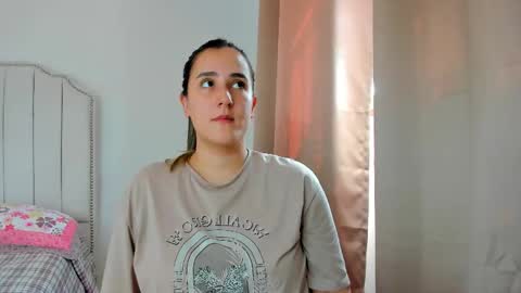 Hanna online show from November 2025 03:55:02 PM