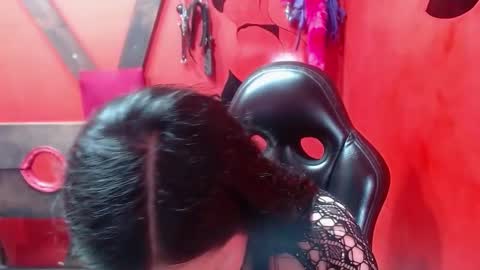 Hanna online show from January 2025 11:53:01 AM