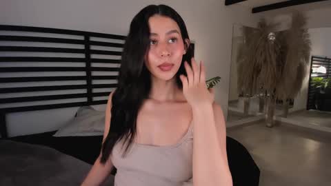 Hannah online show from January 2025 08:10:02 PM