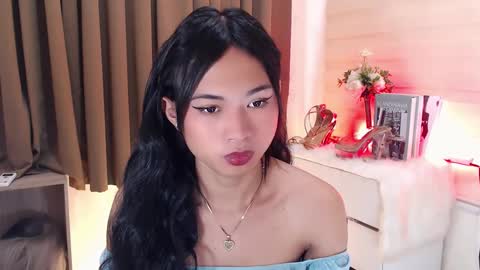 Snapshot of hannah_davis69 chatting on February 2025 05:30:01 AM Alex online show from February 2025 05:30:01 AM