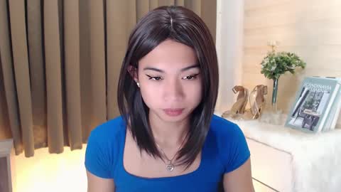 Snapshot of hannah_davis69 chatting on February 2025 04:54:01 AM Alex online show from February 2025 04:54:01 AM