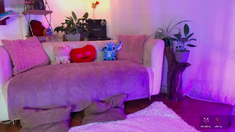hannah_lovee online show from May 2026 02:52:02 AM