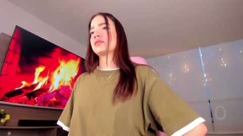 Hannah online show from December 2024 10:55:02 PM