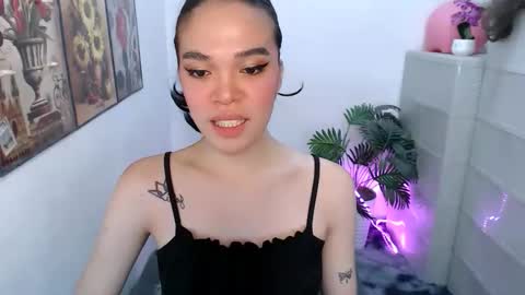 HANNAH online show from May 2026 12:50:01 AM