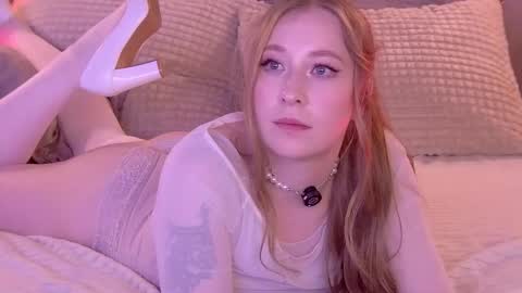 Snapshot of hannahmonttana chatting on September 2025 11:04:02 AM Pearl online show from September 2025 11:04:02 AM