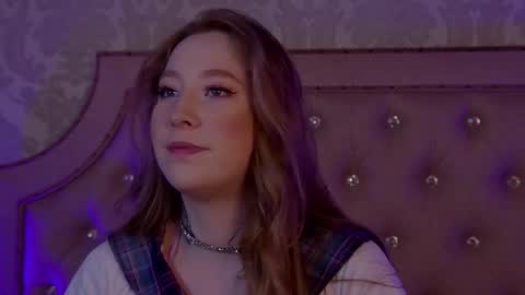 Snapshot of hannahmonttana chatting on November 2025 03:56:02 AM Pearl online show from November 2025 03:56:02 AM