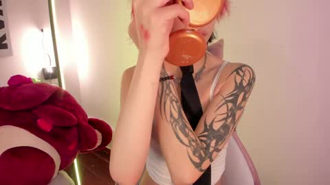 Hannah online show from May 2026 03:38:01 PM