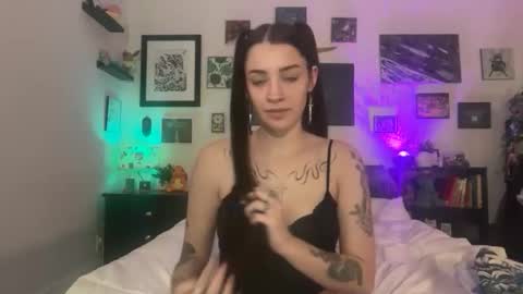 Snapshot of hannahtaylorr chatting on February 2026 06:40:02 AM Hannah Taylor online show from February 2026 06:40:02 AM