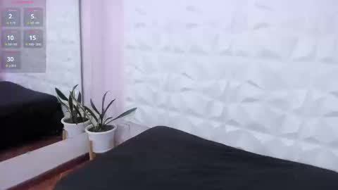 hannahtoons_ online show from September 2025 10:10:02 PM