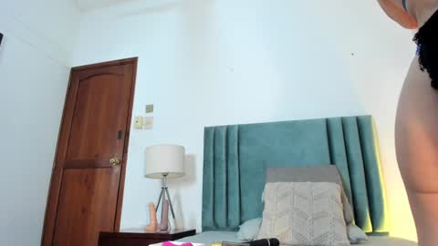 Hanna Warrior online show from December 2024 12:54:01 AM